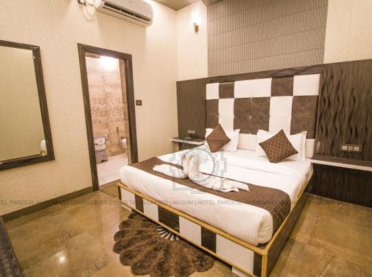 Hotel Pardesi Харидвар Экстерьер фото