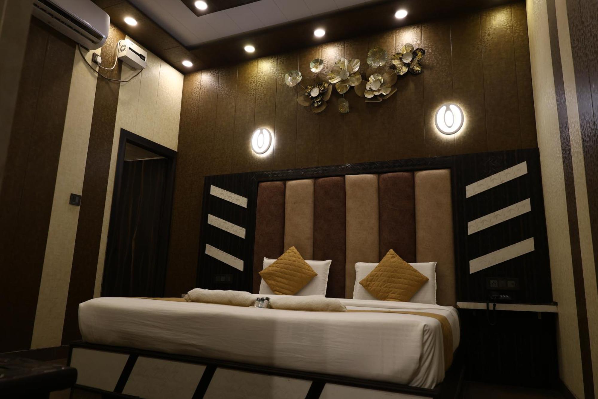Hotel Pardesi Харидвар Экстерьер фото