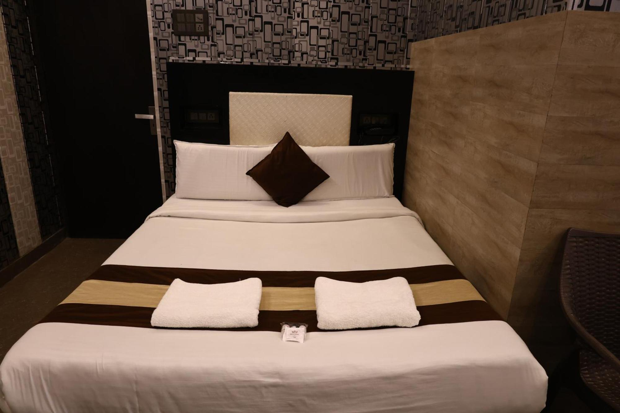 Hotel Pardesi Харидвар Экстерьер фото