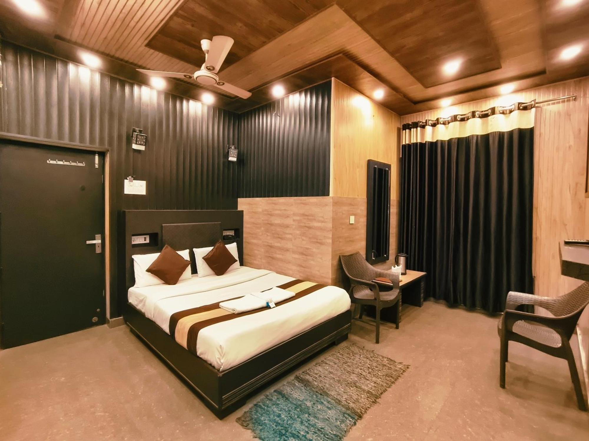 Hotel Pardesi Харидвар Экстерьер фото